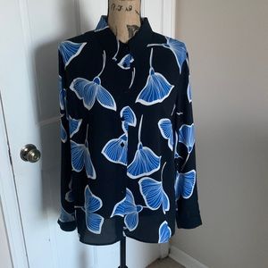 Never worn CAbi Regal Blouse
